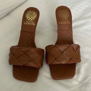 VINCE CAMUTO BRELANIE WOVEN-STRAP MULE- barn brown. Like new-Stunning! 3.5” heel